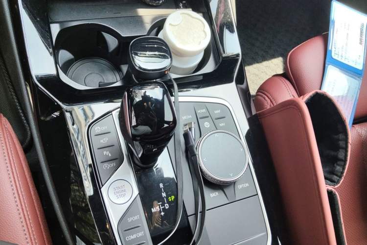 Used BMW X3 2022 Restyled xDrive30i Luxury Edition M Night Sky Package Gear Lever