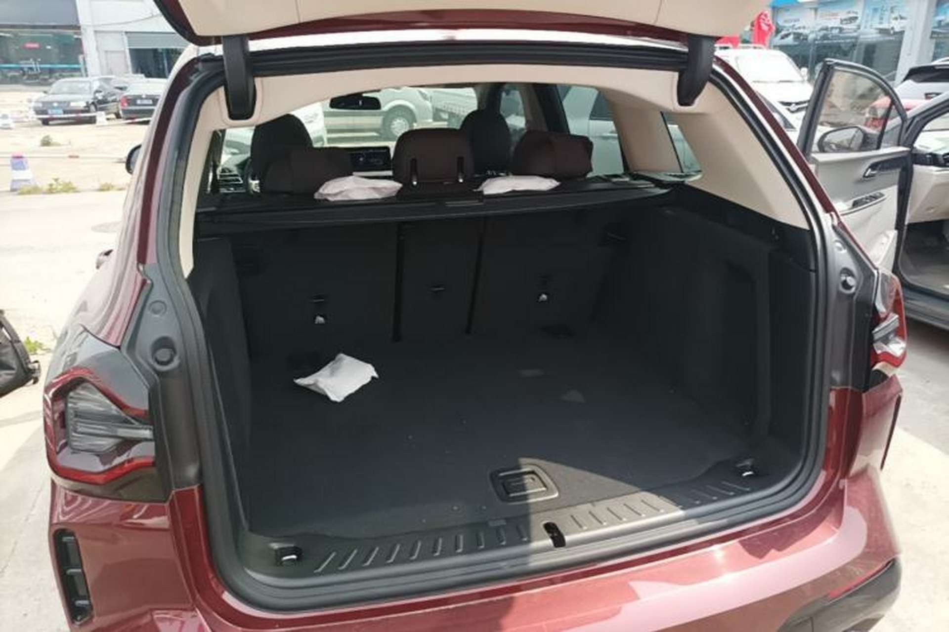 Used BMW X3 2022 Second Facelift xDrive30i Leading Edition M Night Sky Package Trunk
