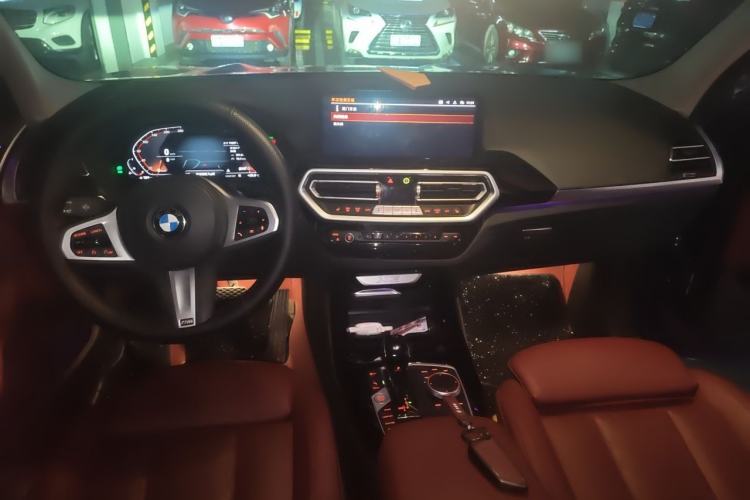 Used BMW X3 2022 xDrive25i M Sport Package Center Console