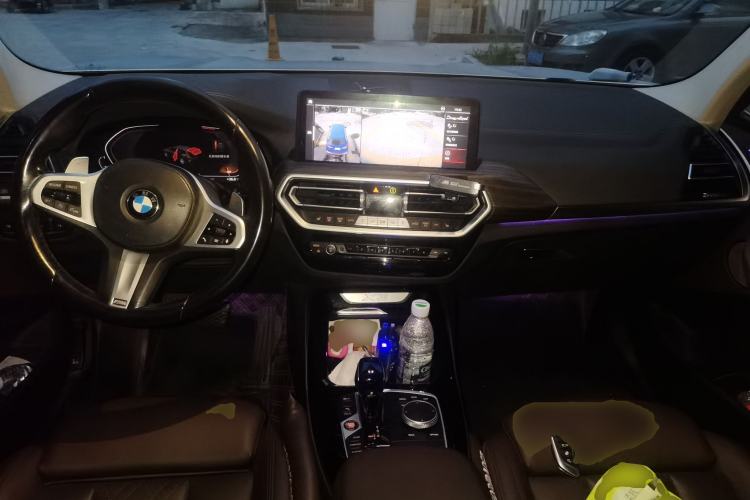 Used BMW X3 2022 xDrive30i Luxury Model M Night Sky Package Center Console