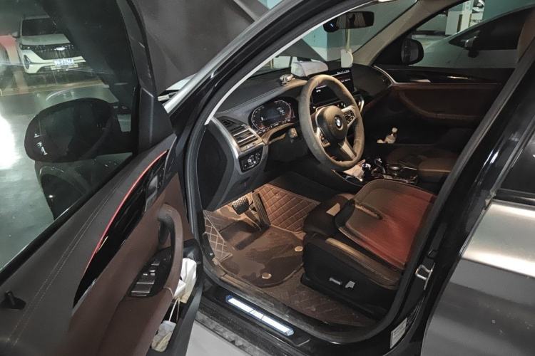 Used BMW X3 2022 xDrive25i M Sport Package Driver Seat
