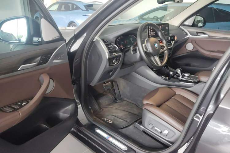 Used BMW X3 2022 xDrive30i Luxury Model M Night Sky Package Driver Seat