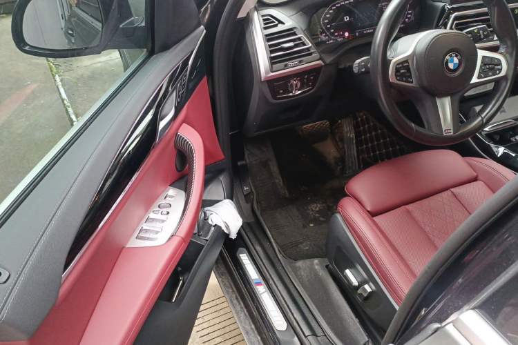 Used BMW X3 2022 xDrive25i M Sport Package Driver Seat