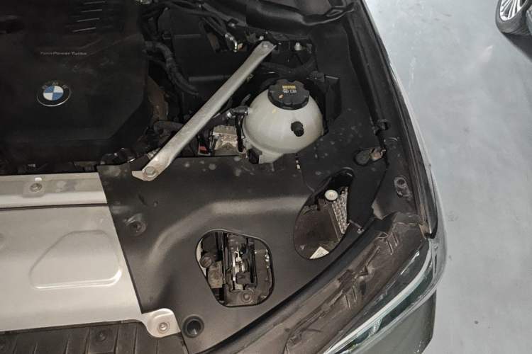 Used BMW X3 2022 xDrive25i M Sport Package Engine Bay Left