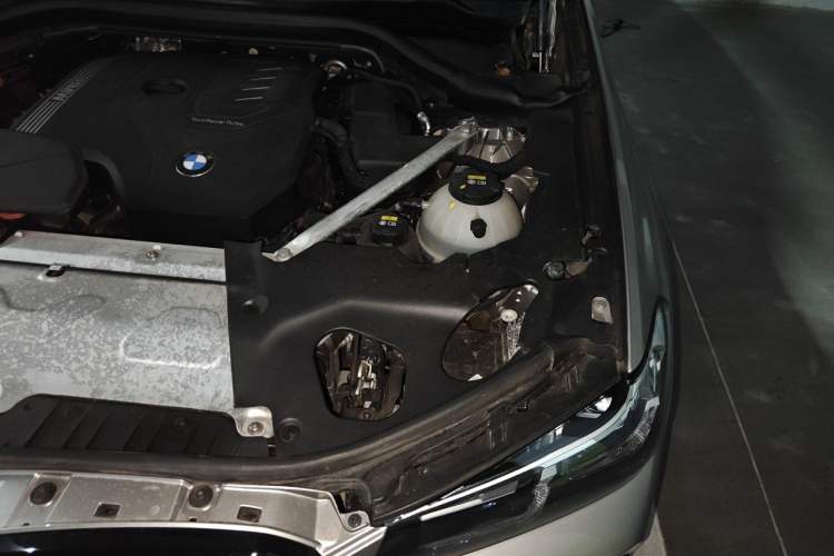 Used BMW X3 2022 Second Facelift xDrive30i Leading Edition M Night Sky Package Engine Bay Left