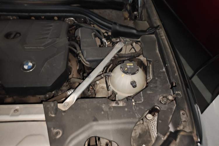 Used BMW X3 2022 xDrive25i M Sport Package Engine Bay Left