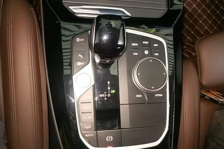 Used BMW X3 2022 xDrive25i M Sport Package Gear Lever