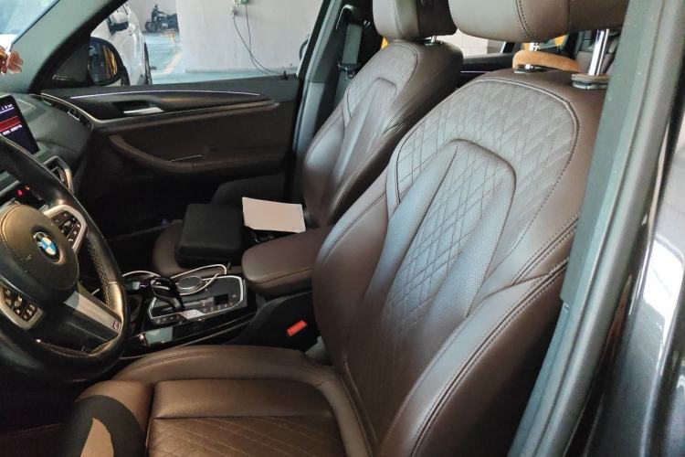Used BMW X3 2022 xDrive30i Luxury Edition M Night Sky Package Left Front Seat