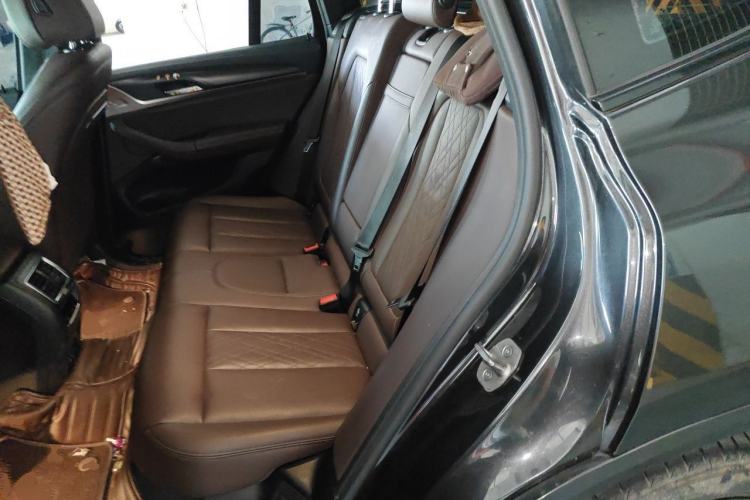 Used BMW X3 2022 xDrive30i Luxury Edition M Night Sky Package Left Rear Seat
