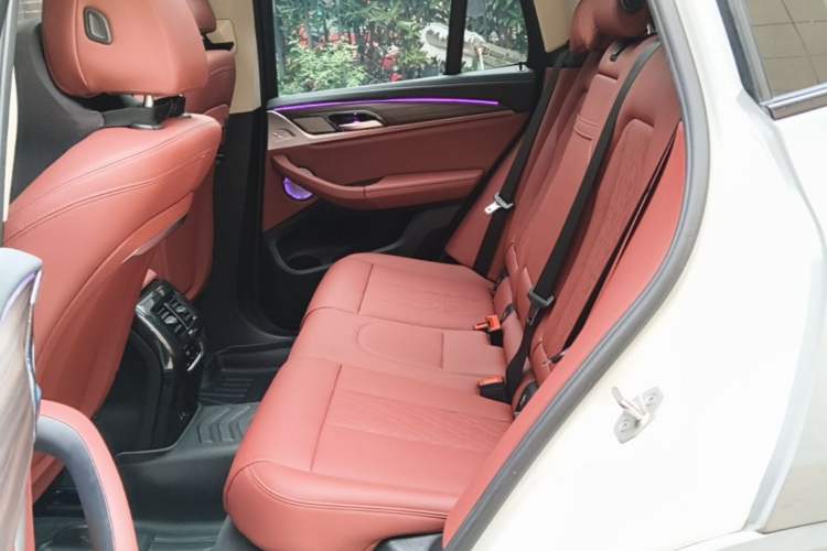 Used BMW X3 2022 Second Facelift xDrive30i Leading Edition M Night Sky Package Left Rear Seat