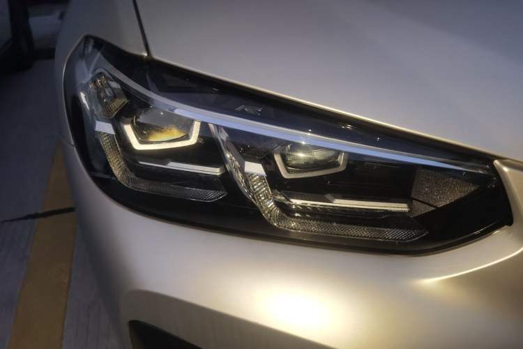 Used BMW X3 2022 xDrive30i Luxury Model M Night Sky Package Right Front Headlight