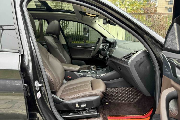 Used BMW X3 2022 xDrive25i M Sport Package Right Front Seat