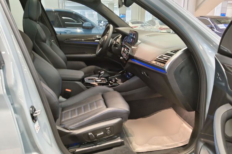 Used BMW X3 2022 M40i Right Front Seat