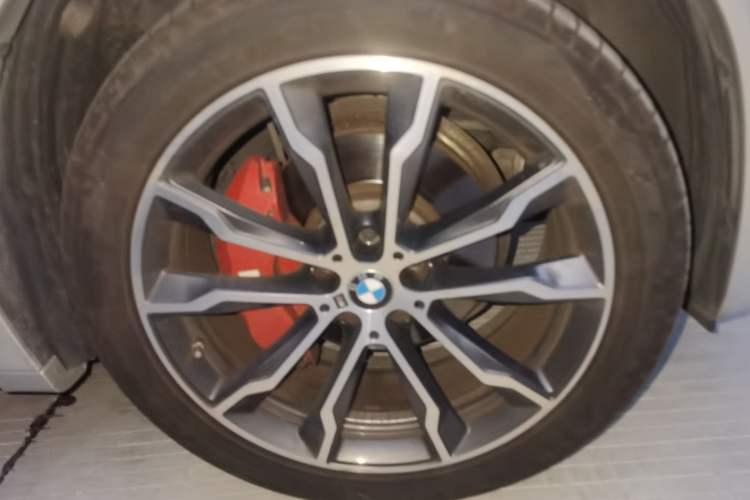 Used BMW X3 2022 xDrive30i Luxury Model M Night Sky Package Right Front Wheel Hub