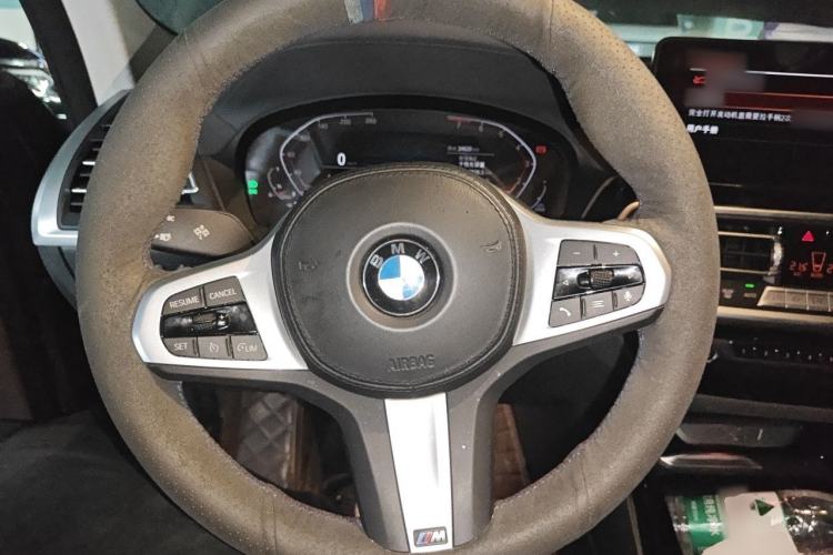 Used BMW X3 2022 xDrive25i M Sport Package Steering Wheel