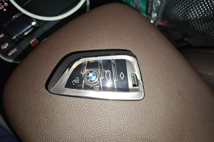 Used BMW X3 2022 xDrive25i M Sport Package Vehicle Key