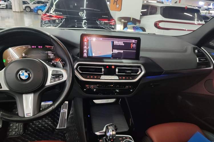 Used BMW X3 2022 Restyled xDrive30i Luxury Edition M Night Sky Package Audio And AC Panel