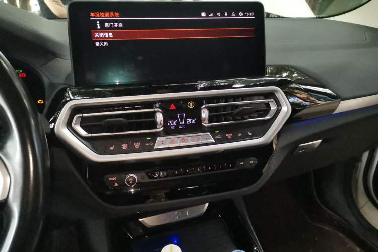 Used BMW X3 2022 xDrive25i M Sport Package Audio And AC Panel