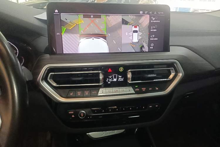 Used BMW X3 2022 Second Facelift xDrive30i Leading Edition M Night Sky Package Audio And AC Panel