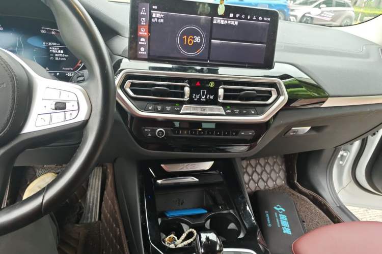 Used BMW X3 2022 xDrive25i M Sport Package Audio And AC Panel
