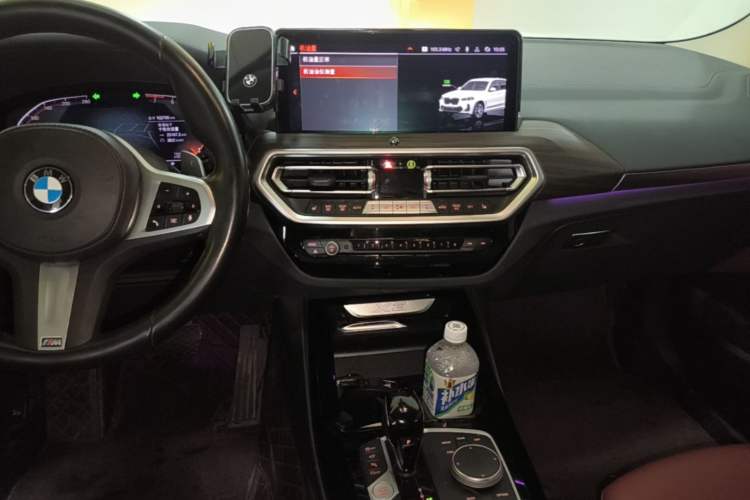 Used BMW X3 2022 Second Facelift xDrive30i Leading Edition M Night Sky Package Audio And AC Panel