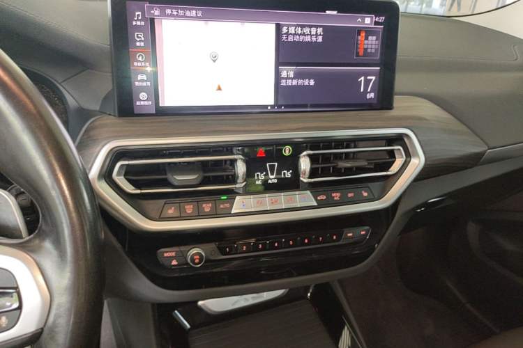 Used BMW X3 2022 xDrive30i Luxury Model M Night Sky Package Audio And AC Panel