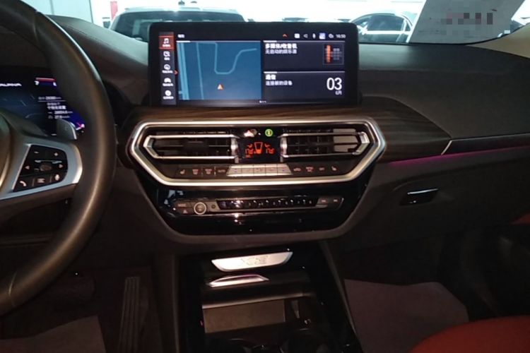 Used BMW X3 2022 Facelift xDrive30i Luxury Edition M Night Edition Package Audio And AC Panel