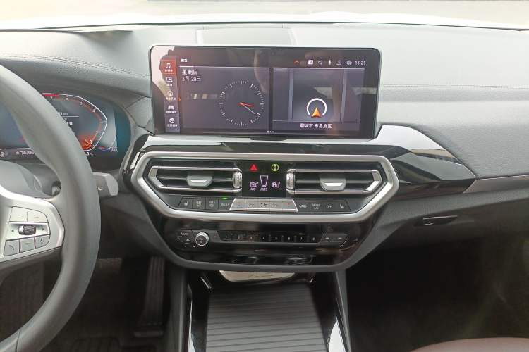 Used BMW X3 2022 Restyled xDrive25i M Sport Package Audio And AC Panel