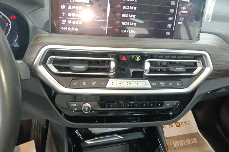 Used BMW X3 2022 xDrive30i Luxury Model M Night Sky Package Audio And AC Panel