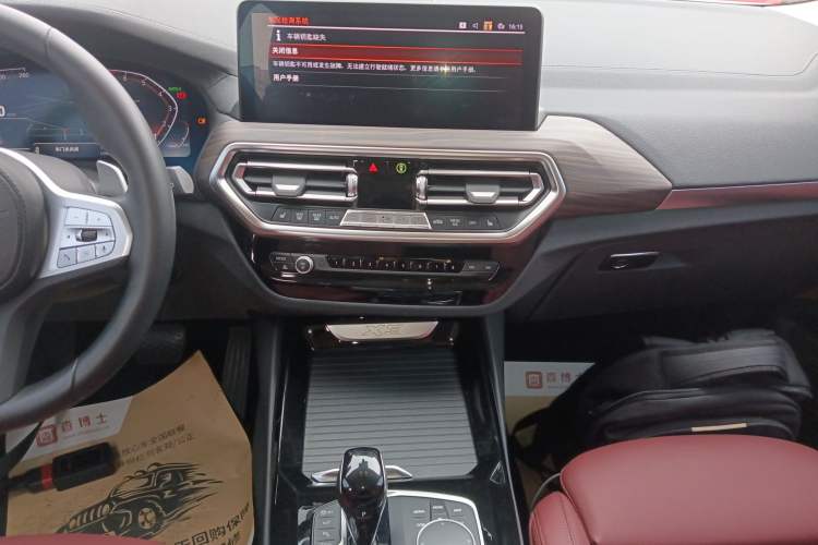 Used BMW X3 2022 Second Facelift xDrive30i Leading Edition M Night Sky Package Audio And AC Panel