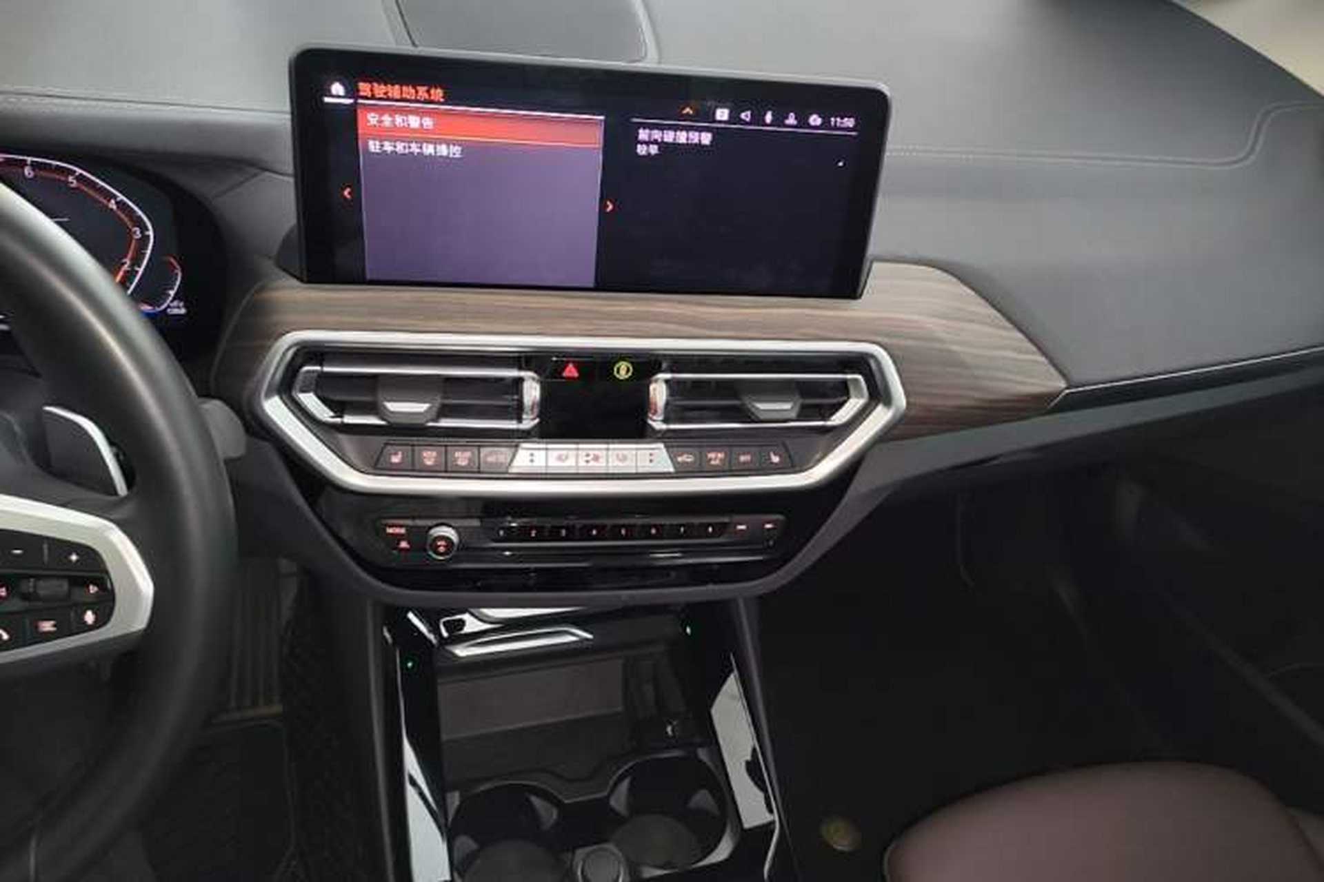 Used BMW X3 2022 Second Facelift xDrive30i Leading Edition M Night Sky Package Audio And AC Panel