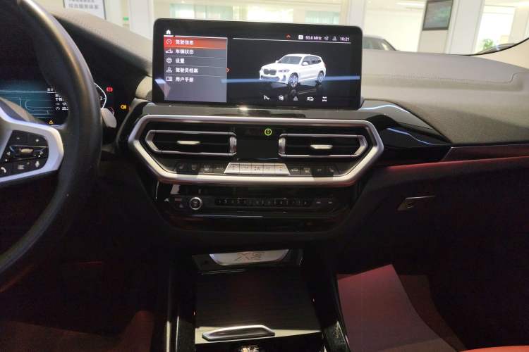 Used BMW X3 2022 xDrive25i M Sport Package Audio And AC Panel