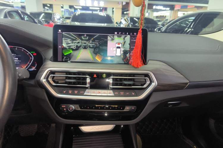 Used BMW X3 2022 xDrive30i Luxury Edition M Night Sky Package Audio And AC Panel