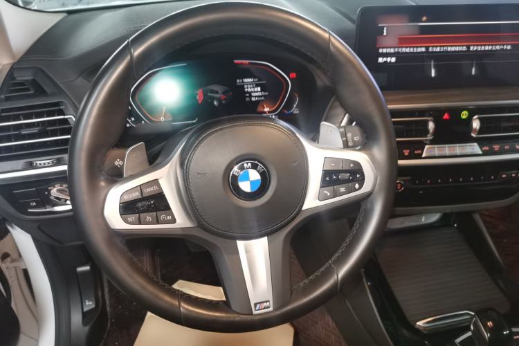 Used BMW X3 2022 xDrive30i Luxury Model M Night Sky Package Center Console
