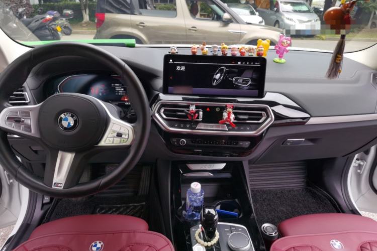 Used BMW X3 2022 xDrive25i M Sport Package Center Console