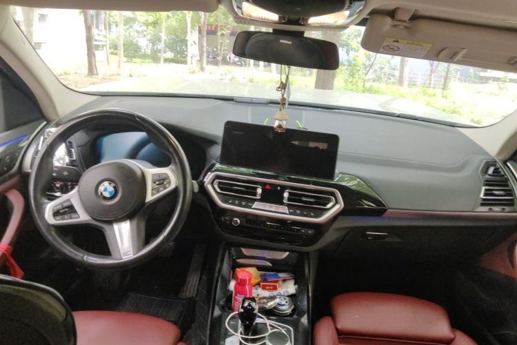 Used BMW X3 2022 xDrive25i M Sport Package Center Console