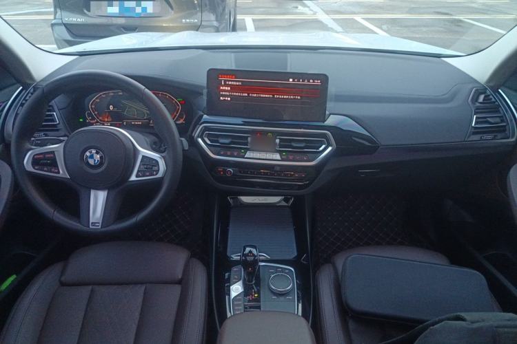 Used BMW X3 2022 xDrive25i M Sport Package Center Console