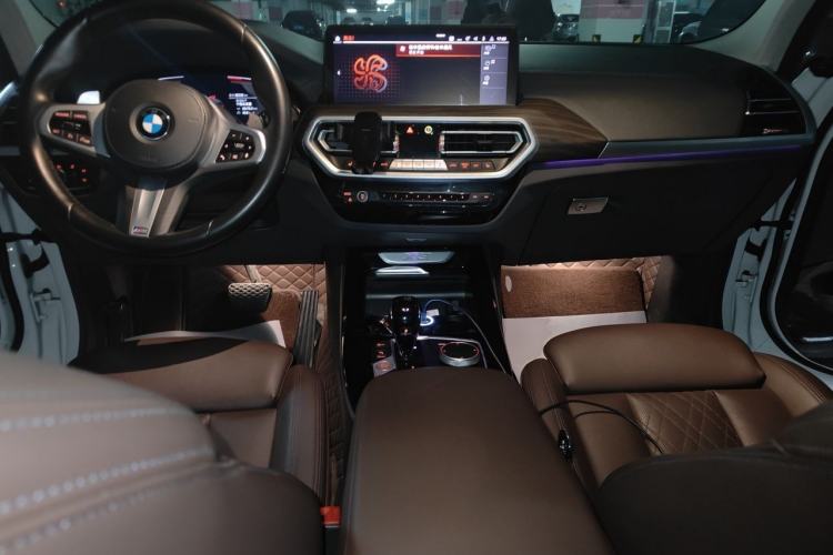 Used BMW X3 2022 xDrive30i Luxury Model M Night Sky Package Center Console