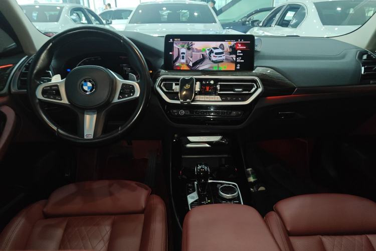 Used BMW X3 2022 xDrive30i Luxury Edition M Night Sky Package Center Console
