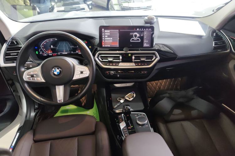 Used BMW X3 2022 Restyled xDrive25i M Sport Package Center Console