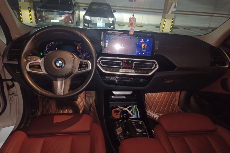 Used BMW X3 2022 xDrive25i M Sport Package Center Console