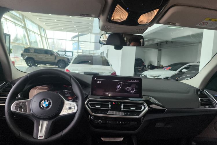 Used BMW X3 2022 Restyled xDrive25i M Sport Package Center Console