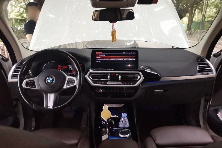 Used BMW X3 2022 xDrive25i M Sport Package Center Console