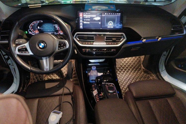 Used BMW X3 2022 Restyled xDrive25i M Sport Package Center Console