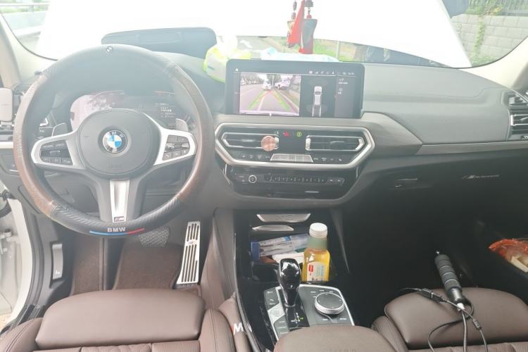 Used BMW X3 2022 xDrive30i Luxury Model M Night Sky Package Center Console