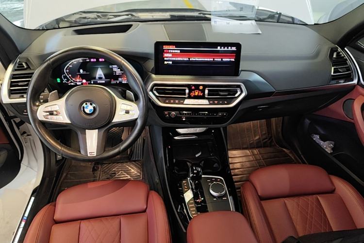 Used BMW X3 2022 Second Facelift xDrive30i Luxury Edition M Night Sky Package Center Console
