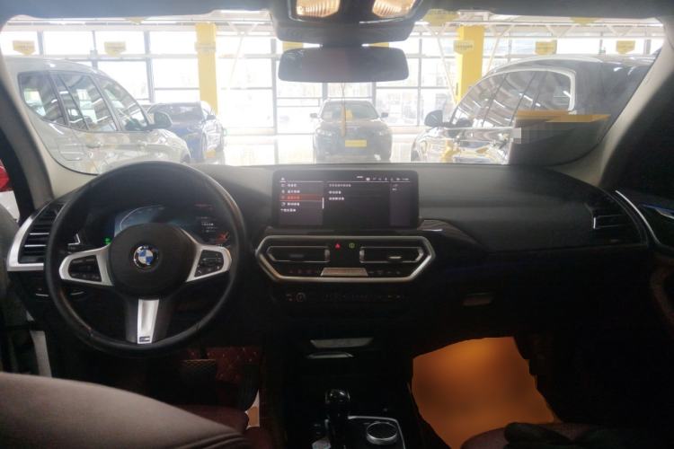 Used BMW X3 2022 xDrive25i M Sport Package Center Console