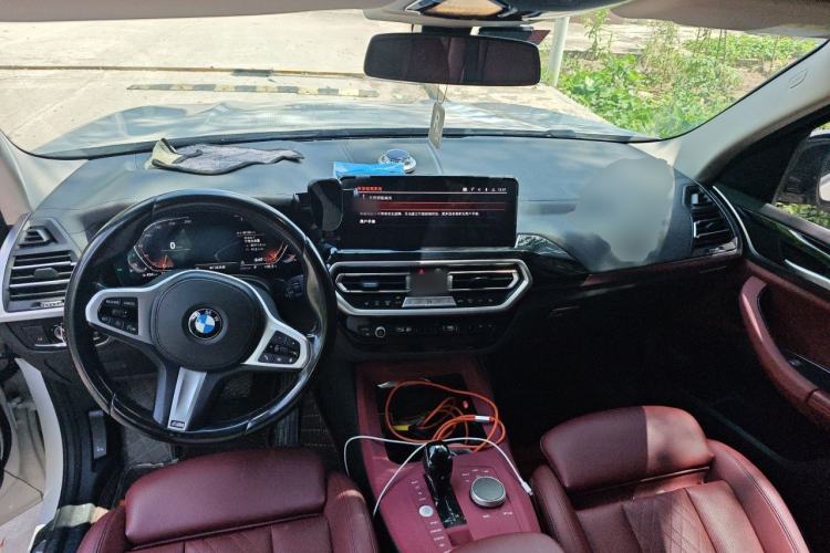 Used BMW X3 2022 xDrive25i M Sport Package Center Console