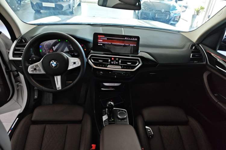 Used BMW X3 2022 Restyled xDrive25i M Sport Package Center Console