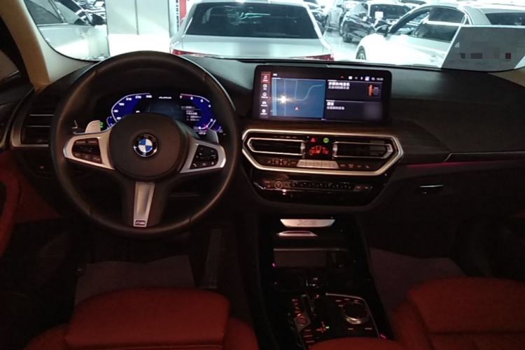 Used BMW X3 2022 Facelift xDrive30i Luxury Edition M Night Edition Package Center Console